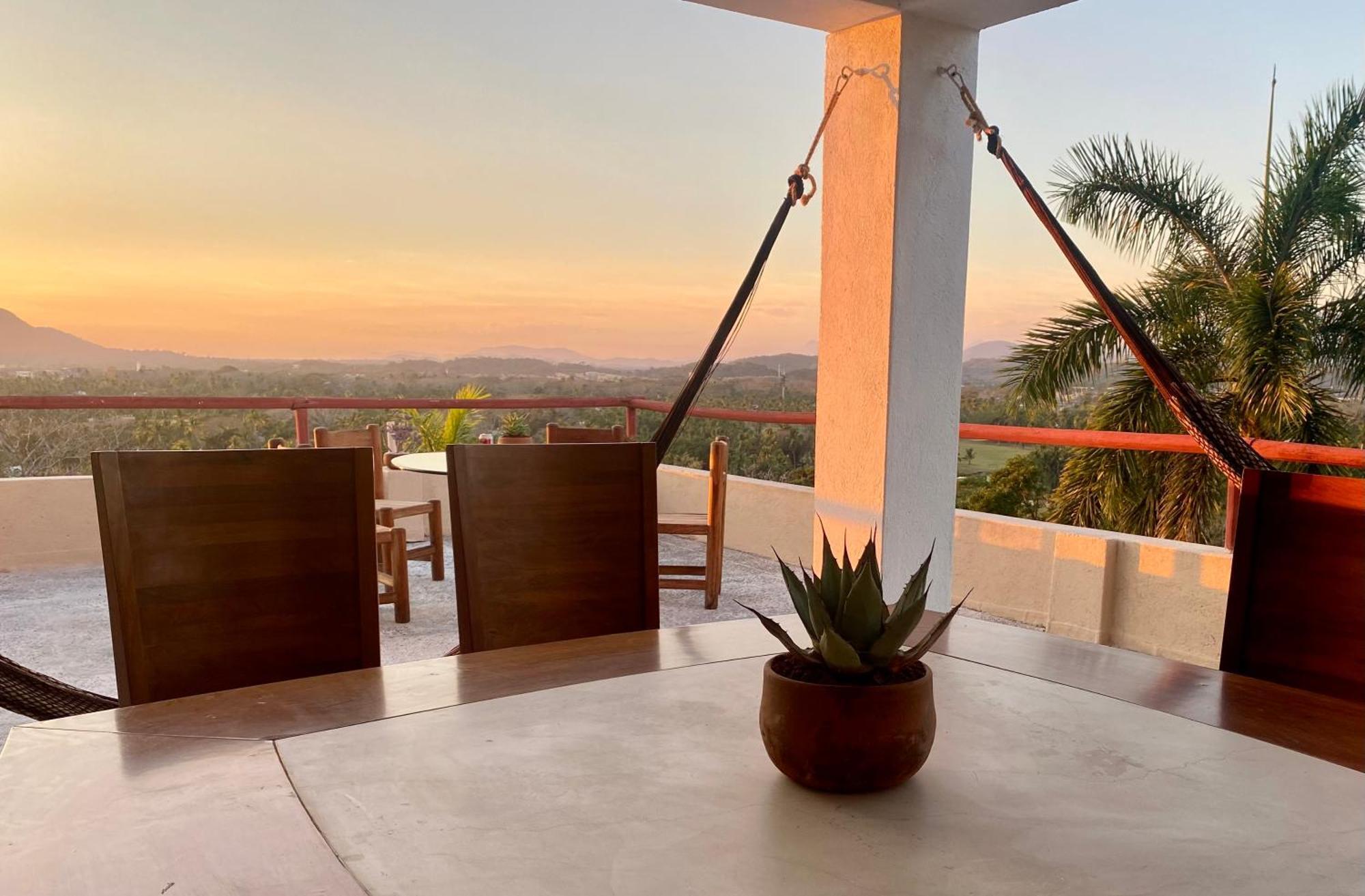 Vistas A Las Montanas Y Al Mar I Condominio Las Calandrias I Alberca I Wi-Fi イスタパ エクステリア 写真