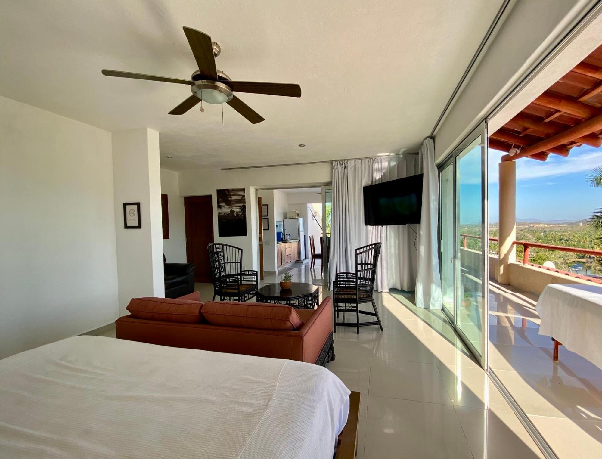 Vistas A Las Montanas Y Al Mar I Condominio Las Calandrias I Alberca I Wi-Fi イスタパ エクステリア 写真